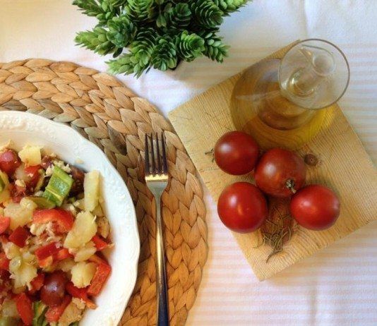 ensalada de patata tomate pimiento
