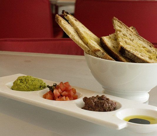 ¿Tu cuerpo pide salsa? Picoteos sanos para tus aperitivos navideños